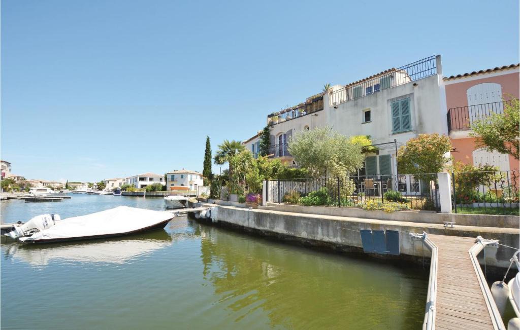 Aigues-Mortes House | 3 Bedroom Lovely Home In Aigues-Mortes