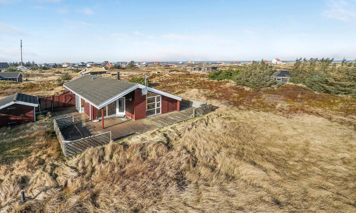 Lild Strand House | 3 bedroom lovely home in Frøstrup