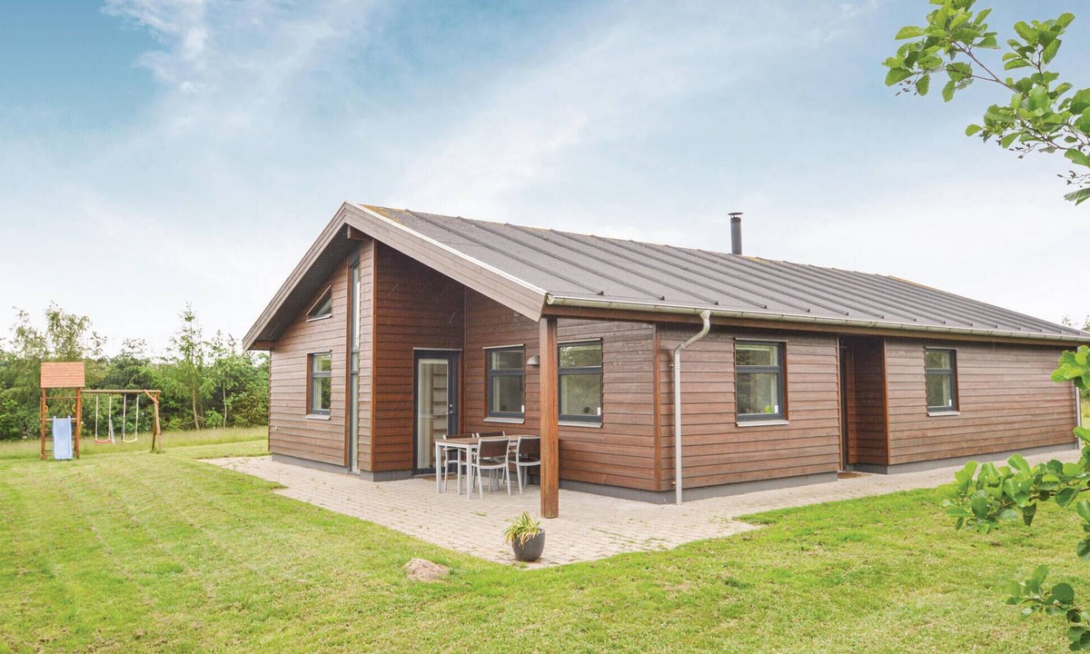 Sundstrup House | 3 bedroom lovely home in Højslev