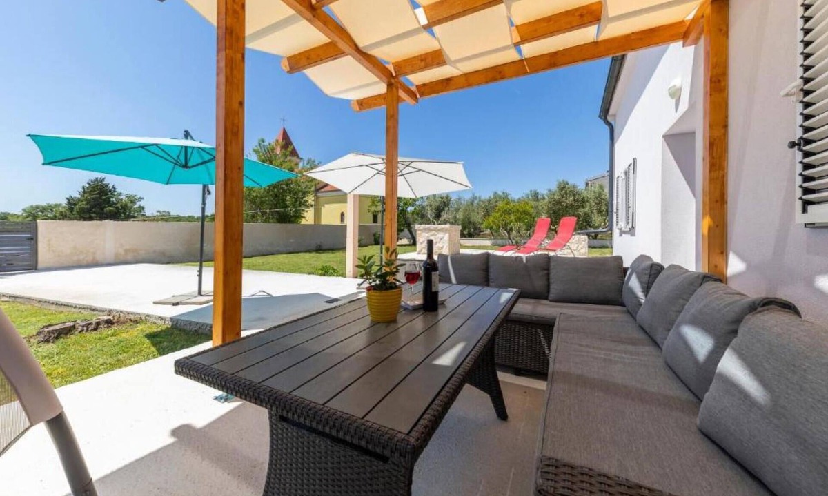 Poljica House | 3 bedroom lovely home in Nin