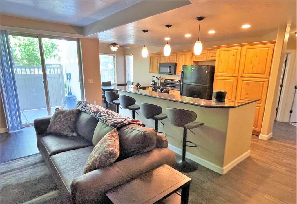 Downtown Salt Lake City House | 3-Bedroom Luxury Condo in the Heart of the City
