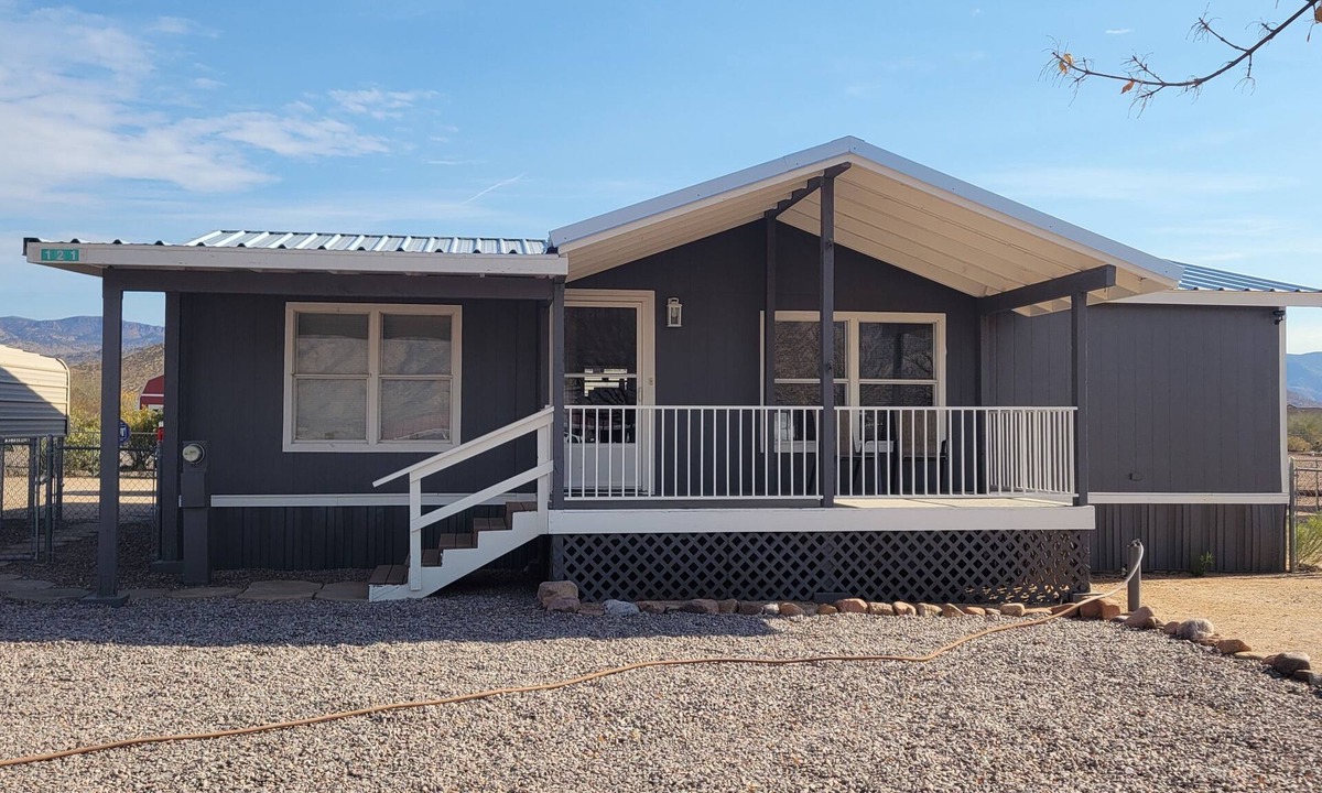 Tonto Basin House | 3-bedroom mobile home in charming Tonto Basin with AC, WiFi