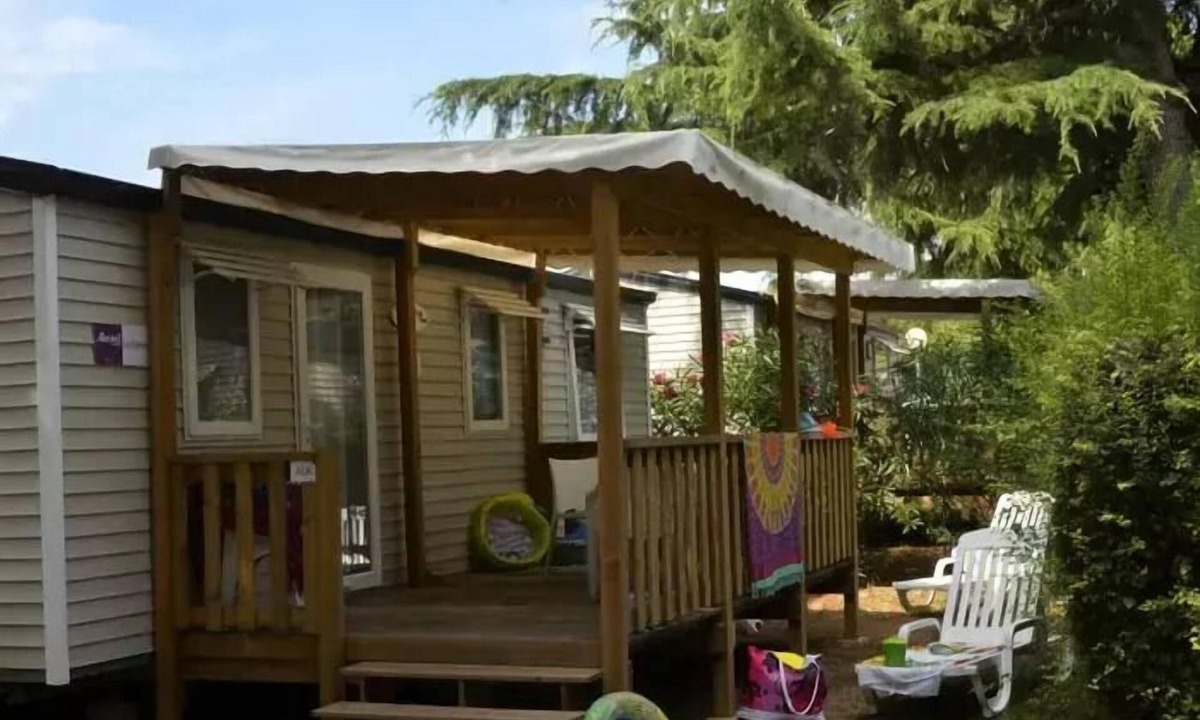 Lunel House | 3-bedroom mobile home sleeps 6