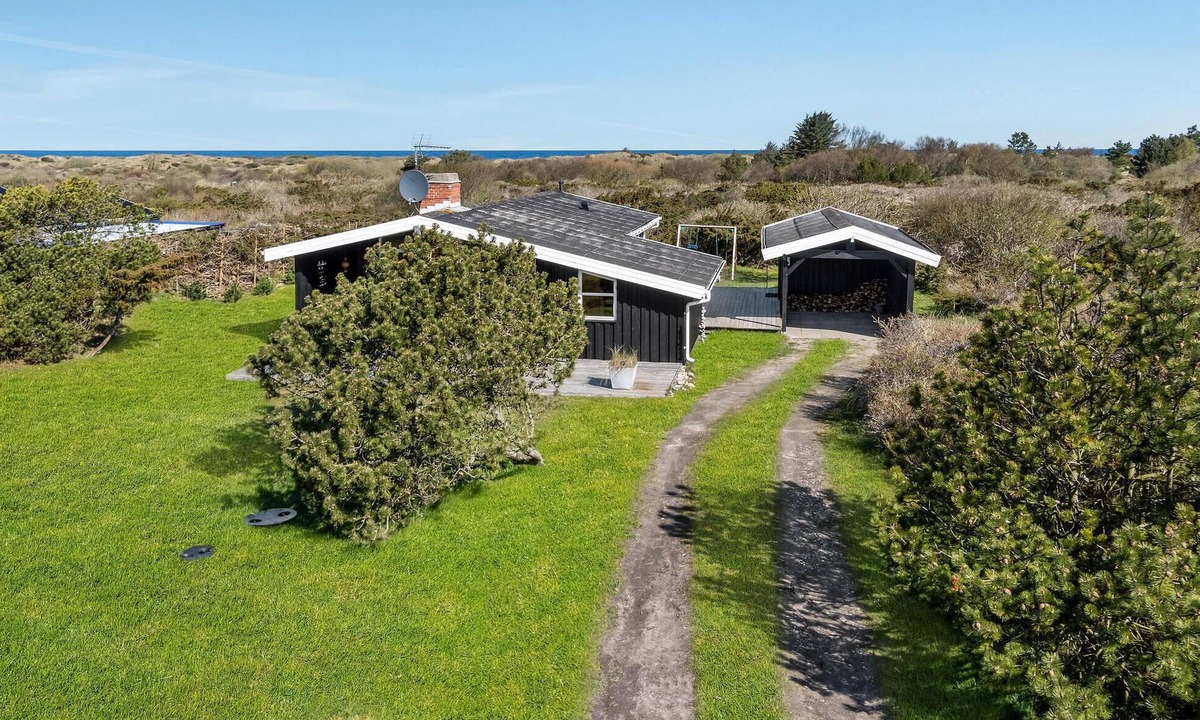Hirtshals House | 3 bedroom nice home in Hirtshals