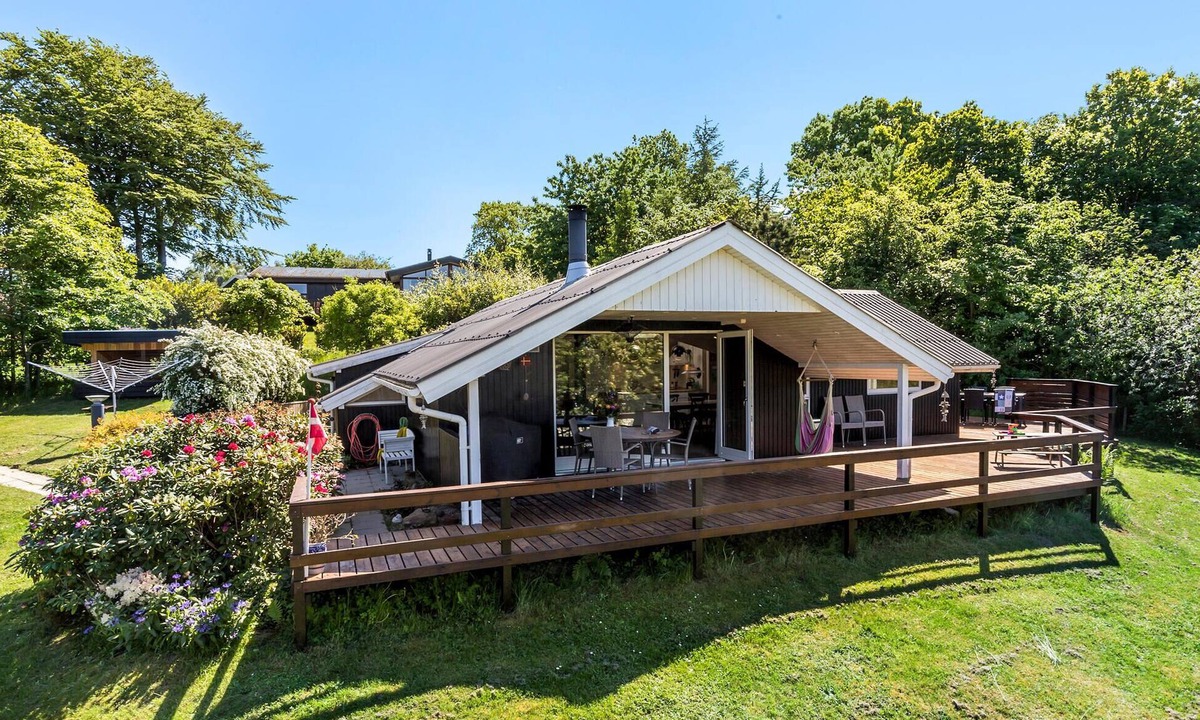 Bønnerup Strand House | 3 bedroom nice home in Glesborg