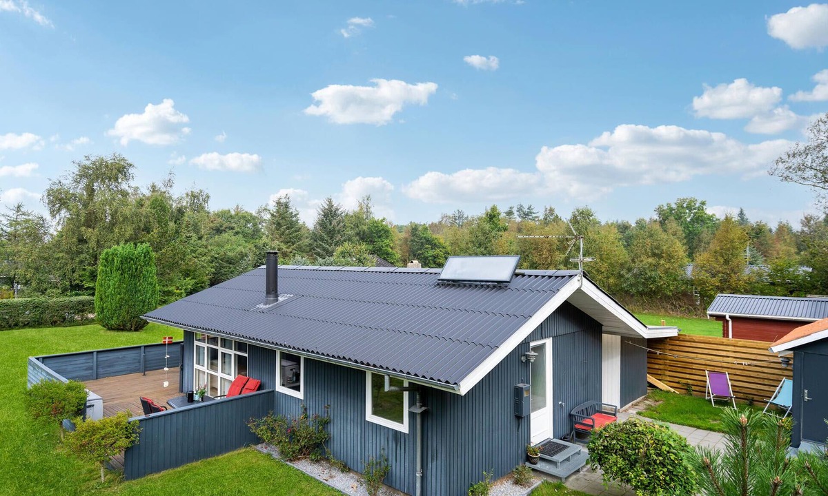 Hou House | 3 bedroom nice home in Hals