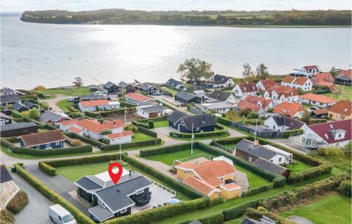 Hejlsminde House | 3 Bedroom Nice Home In Hejls