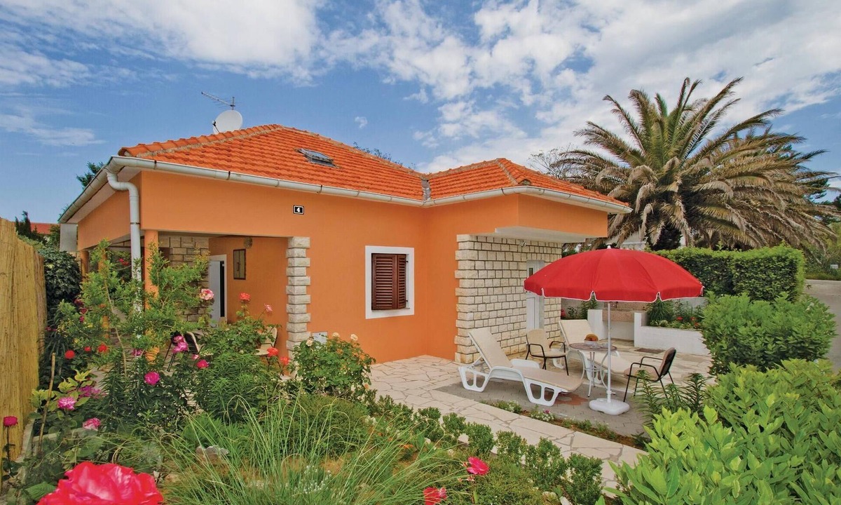 Privlaka House | 3 bedroom nice home in Privlaka