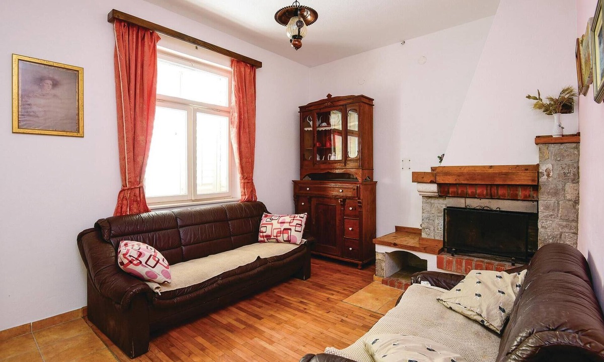 Zuljana House | 3 bedroom nice home in Zuljana