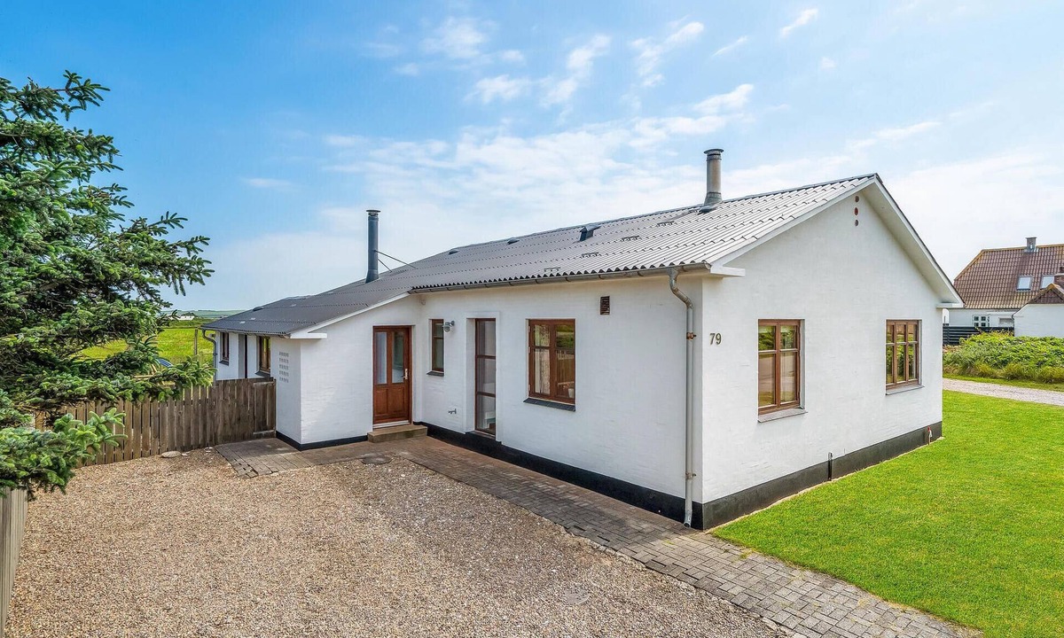 Vrist Strand House | 3 bedroom pet friendly home in Harboøre