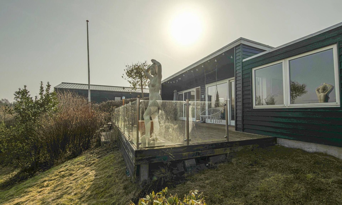 Hornslet House | 3 bedroom pet friendly home in Hornslet