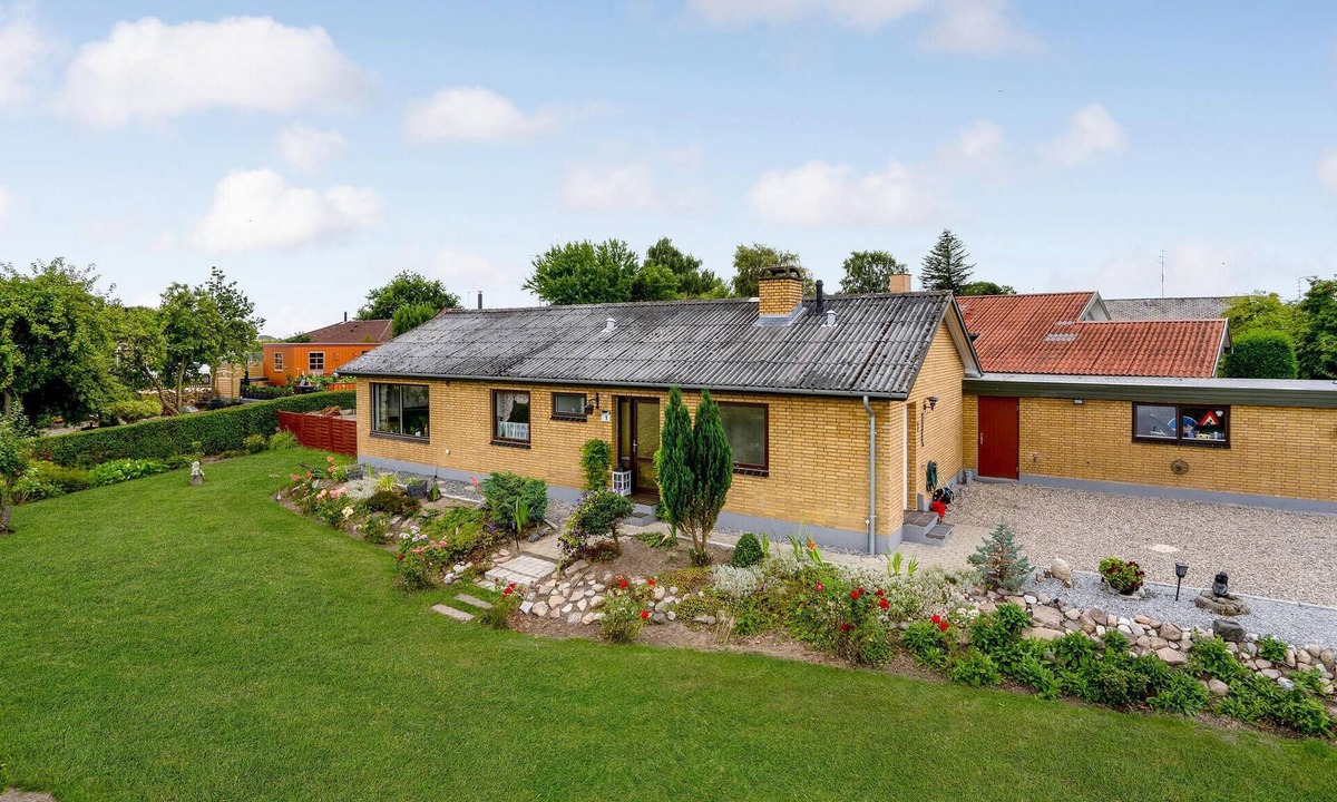 Nordborg House | 3 bedroom pet friendly home in Nordborg