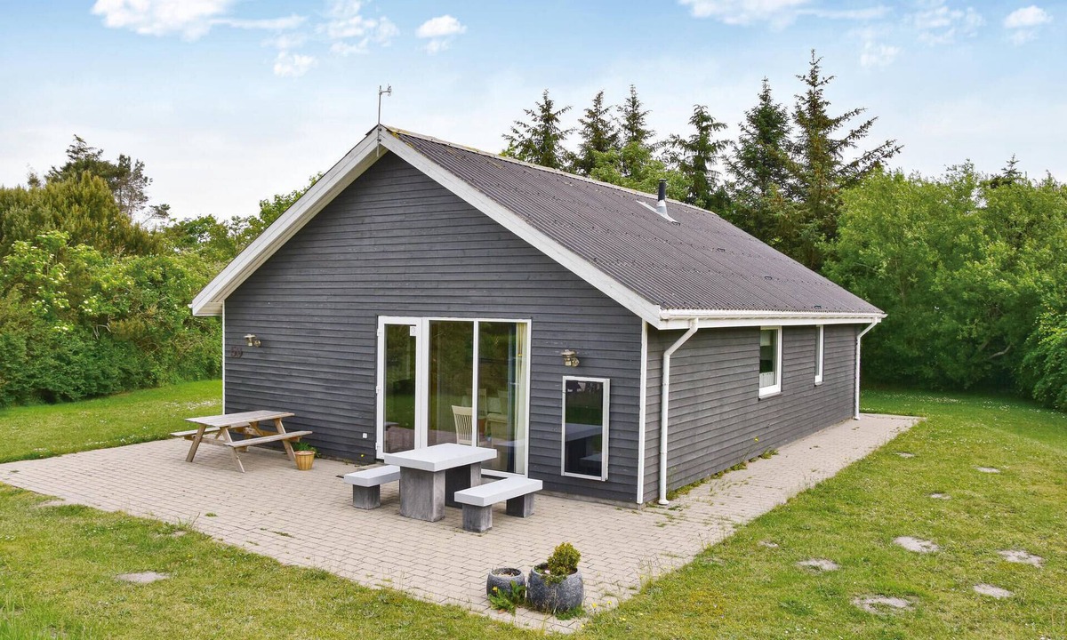 Thorsminde House | 3 bedroom pet friendly home in Vemb