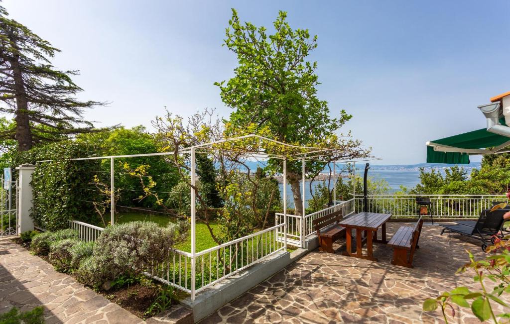 Omisalj House | 3 Bedroom Pet Friendly Home In Omisalj