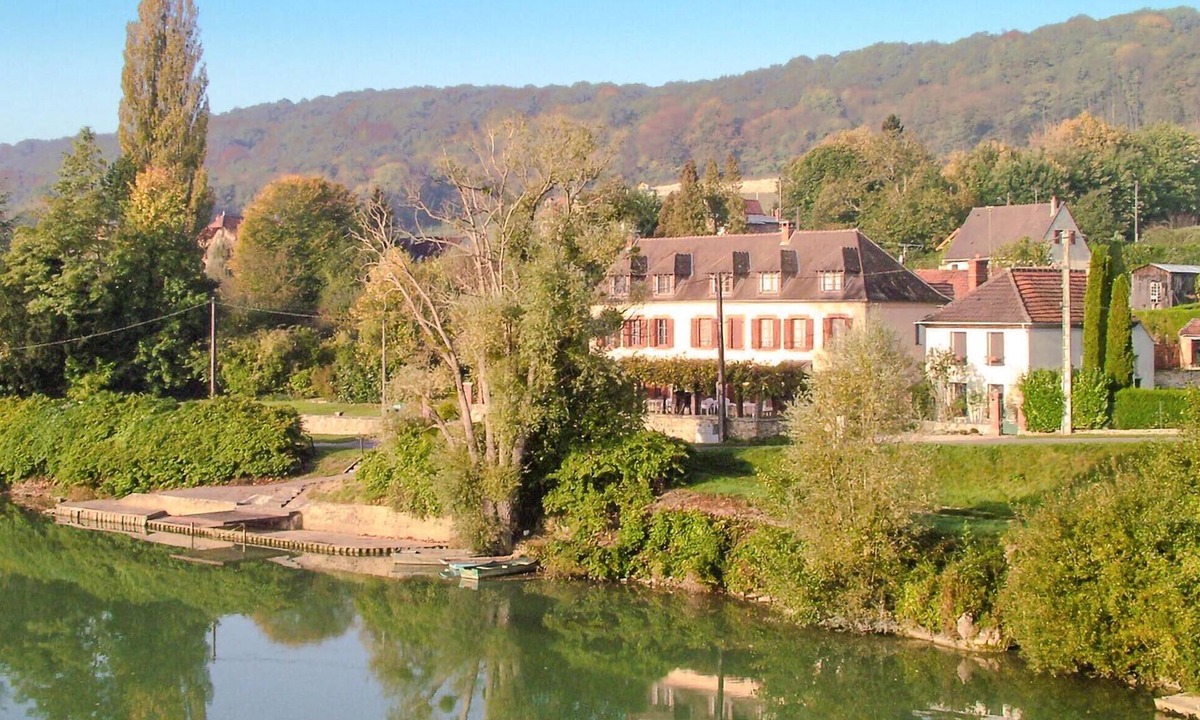 Jaulgonne House | 3 bedroom stunning home in Jaulgonne