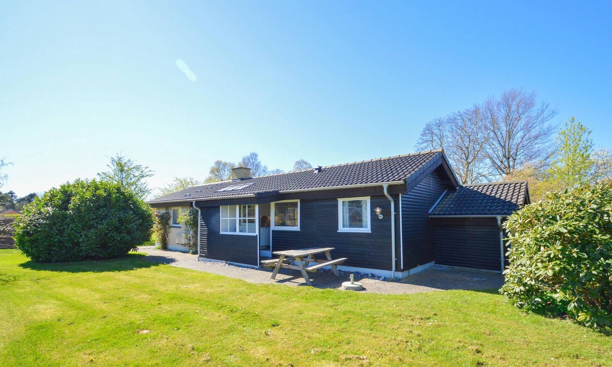 Stege House | 3 bedroom stunning home in Stege