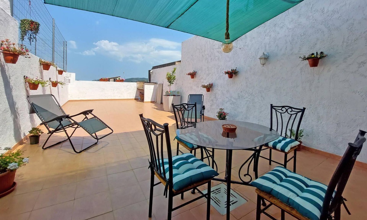 Ador House | 3 bedroom stunning home in Ador