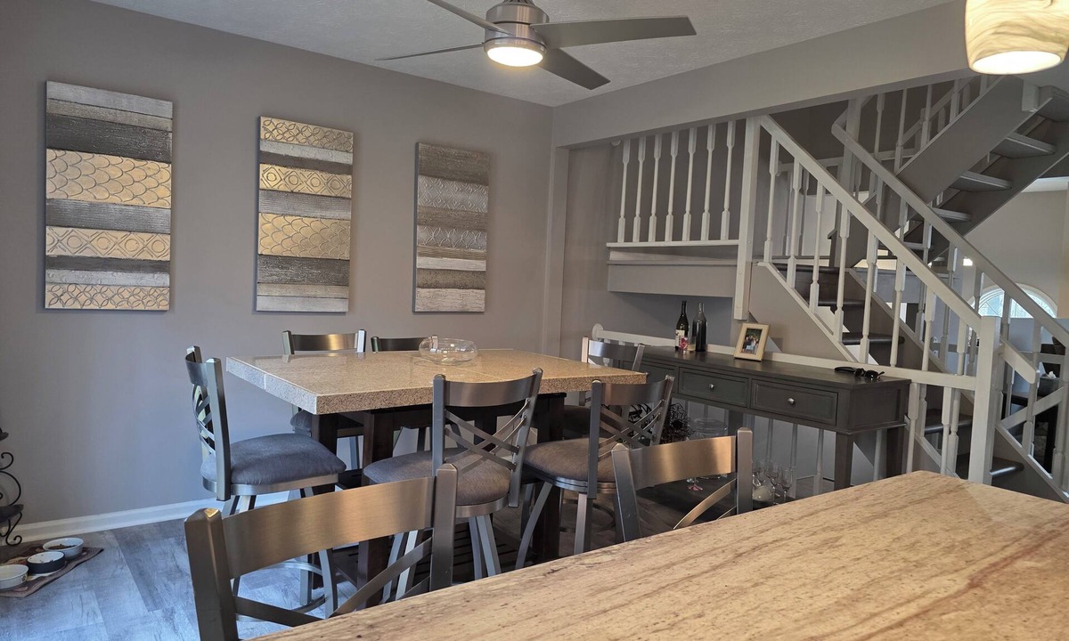 Oakdale House | 3-bedroom townhome in serene community