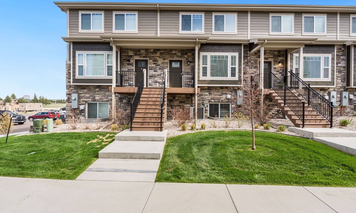 Cheyenne House | 3-bedroom townhome in adorable Cheyenne with AC