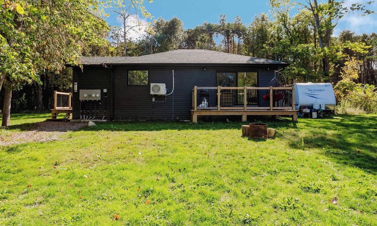 Lakefield Cabin | 3-bedroom Villa in Lakefield #15