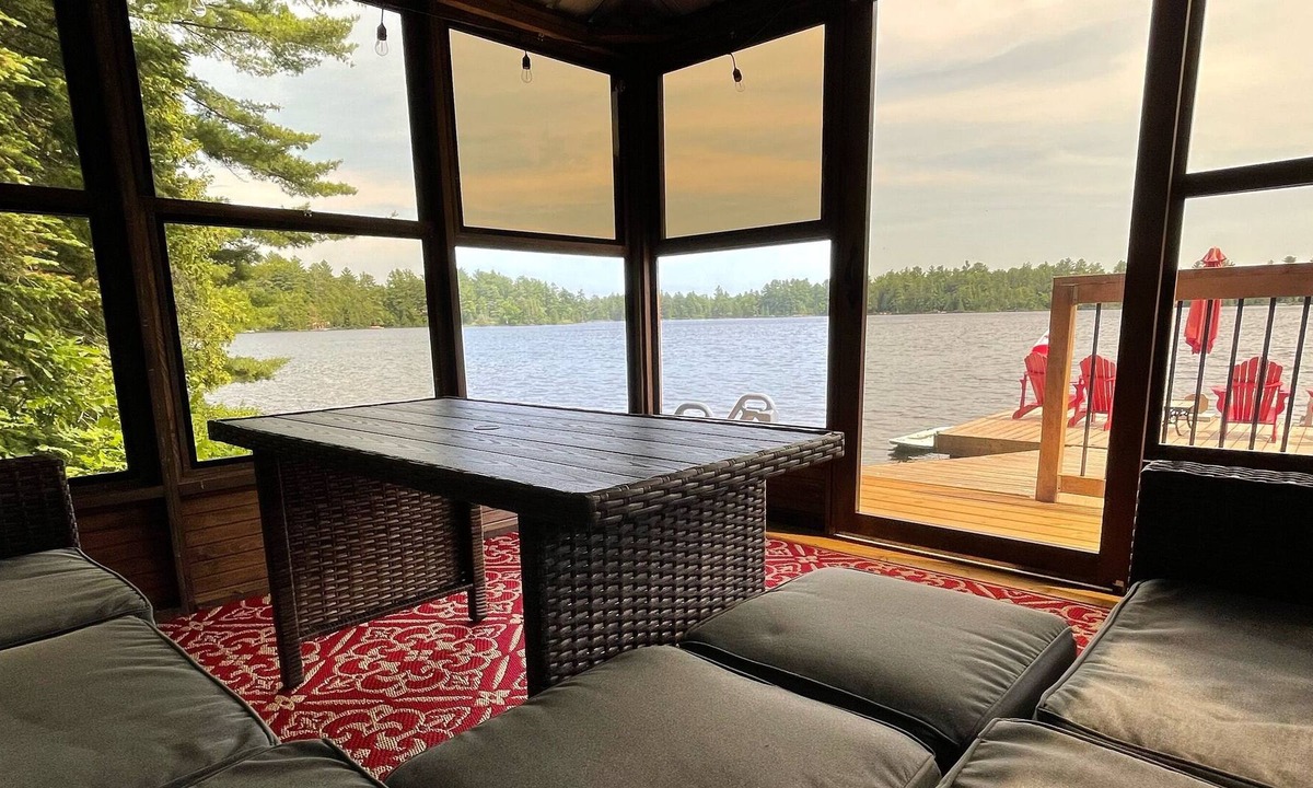 Irondale Cottage | 3-Bedroom Waterfront Cottage on a Quiet Lake