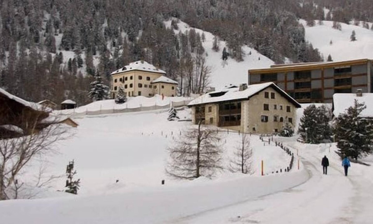 Celerina-Schlarigna Apartment | 3 bedrooms, 8 beds, 2 WC, garage, shuttle bus