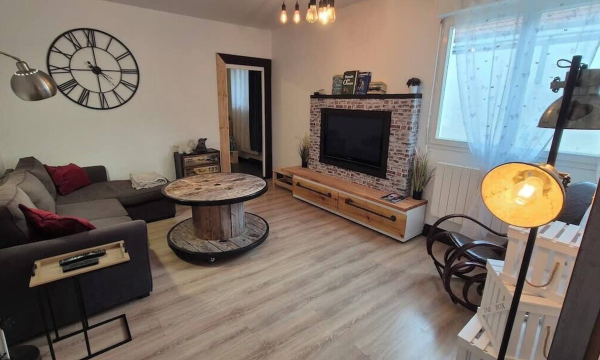 Chalons-en-Champagne Apartment | 3 bedrooms and the Moon Terrace 103m2 of charm