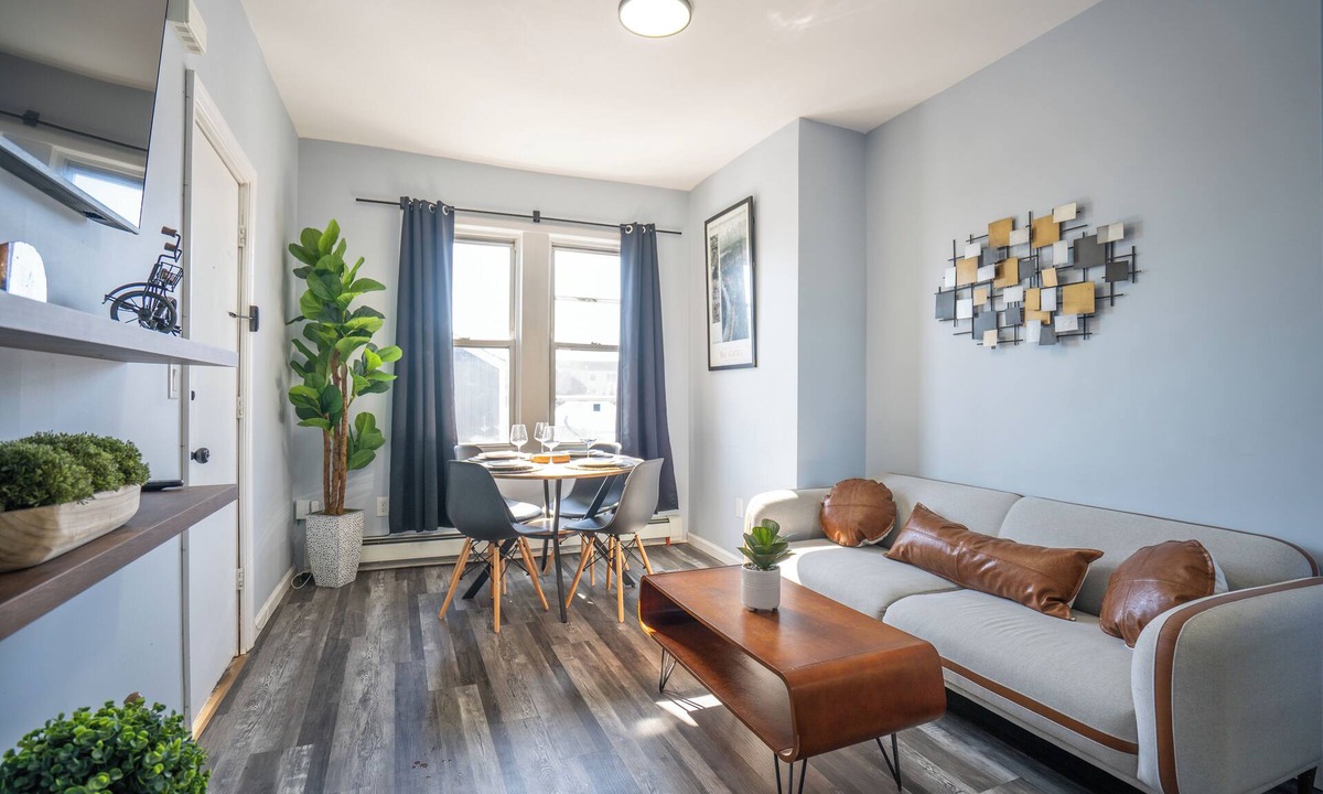 Lodi Apartment | 3-BR Near MetLife Stadium - Pets Welcome + Parking