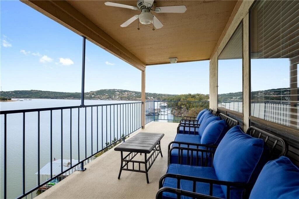 Briarcliff Apartment | 3 BR Waterfront Condo w/pool & hot tub