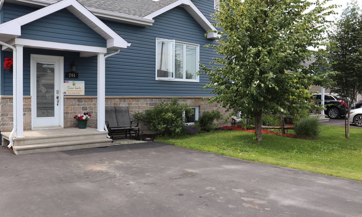 Princeville Bed & Breakfast | 3 Casa Linda - Princeville Guest House