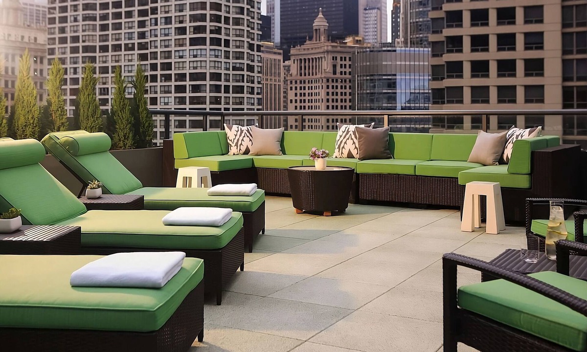 Downtown Chicago Hotel | 3 Comfortable Units! Pet-friendly Property! Near Riverwalk & Chicago Attractions