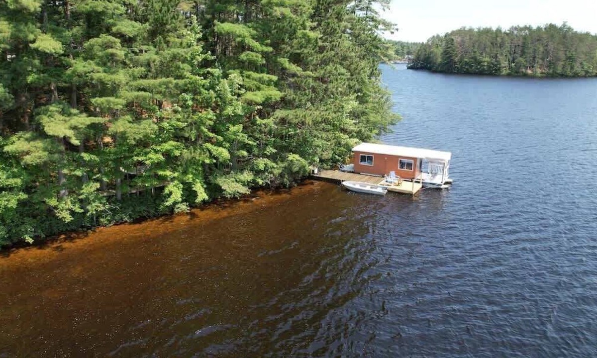 Brantingham Cabin | 3 Epic Stays on Private Island
