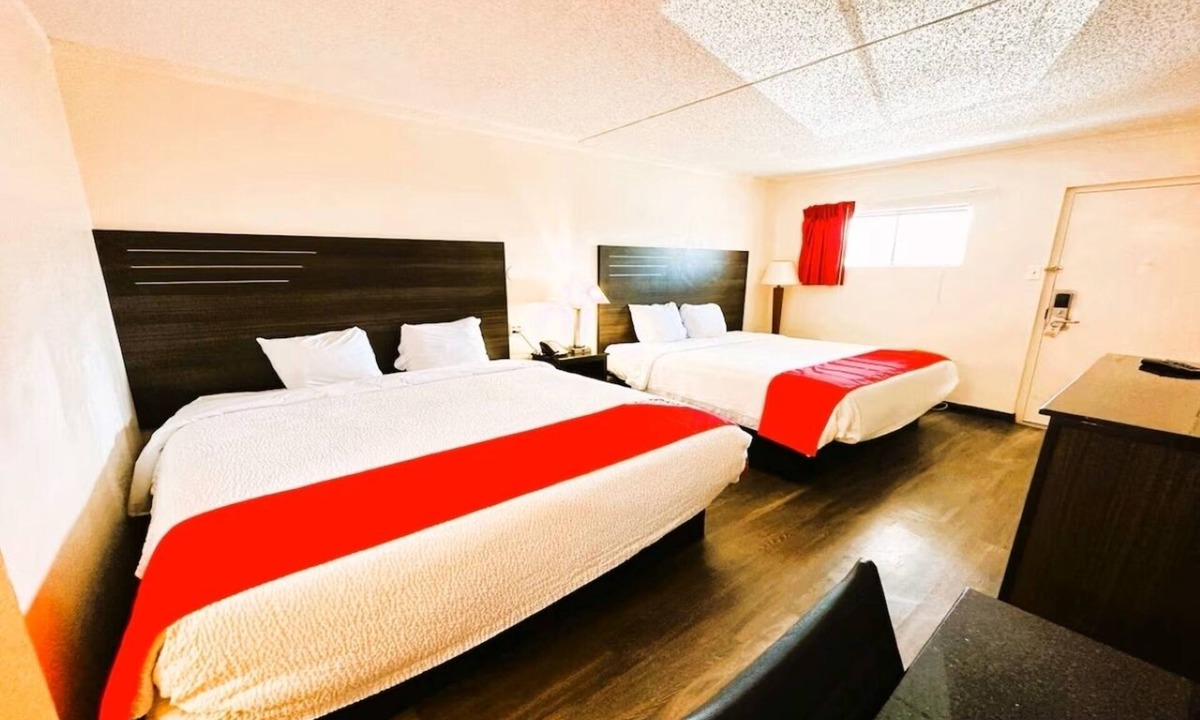 West San Antonio Hotel | 3 Great Value Room Stay Near Military Base and San Antonio Parks