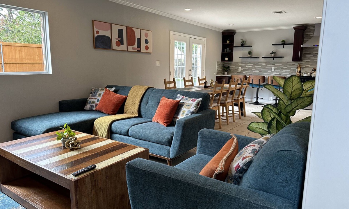Braeburn House | 3 KING BEDS - 3 QUEEN - 4 TWINS - 5 BED ROOMS