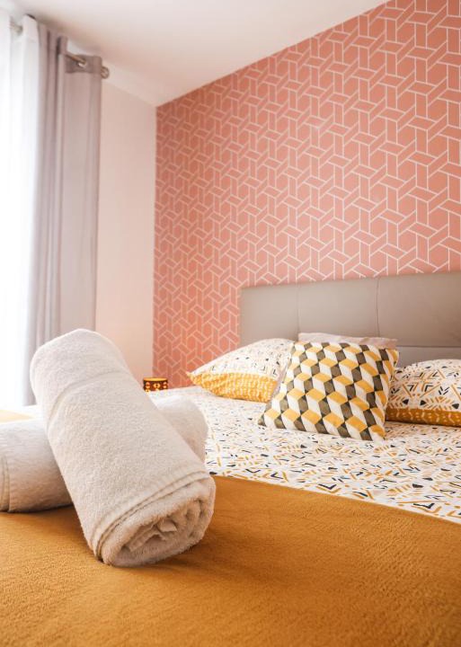 Saint-Vincent Apartment | 3 Lys Orleans Downtown, free secure parking