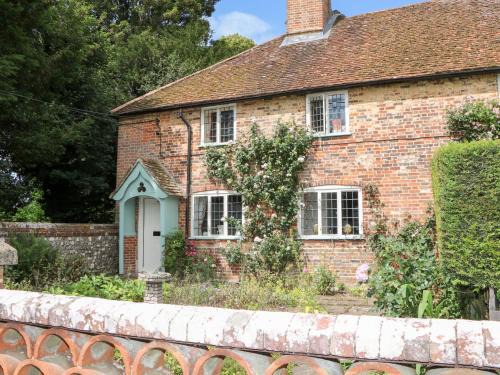 Alton House | 3 Malthouse Cottages