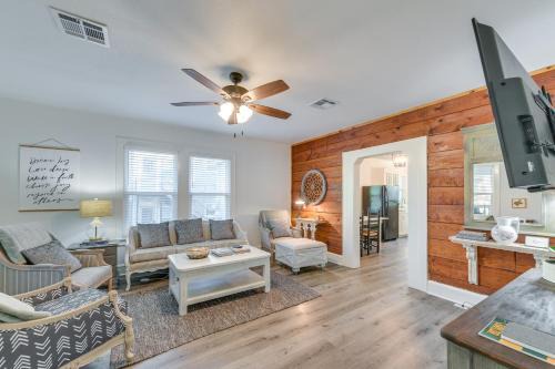 Austin Ave. House | 3 Mi to Baylor U Home with Shared Yard