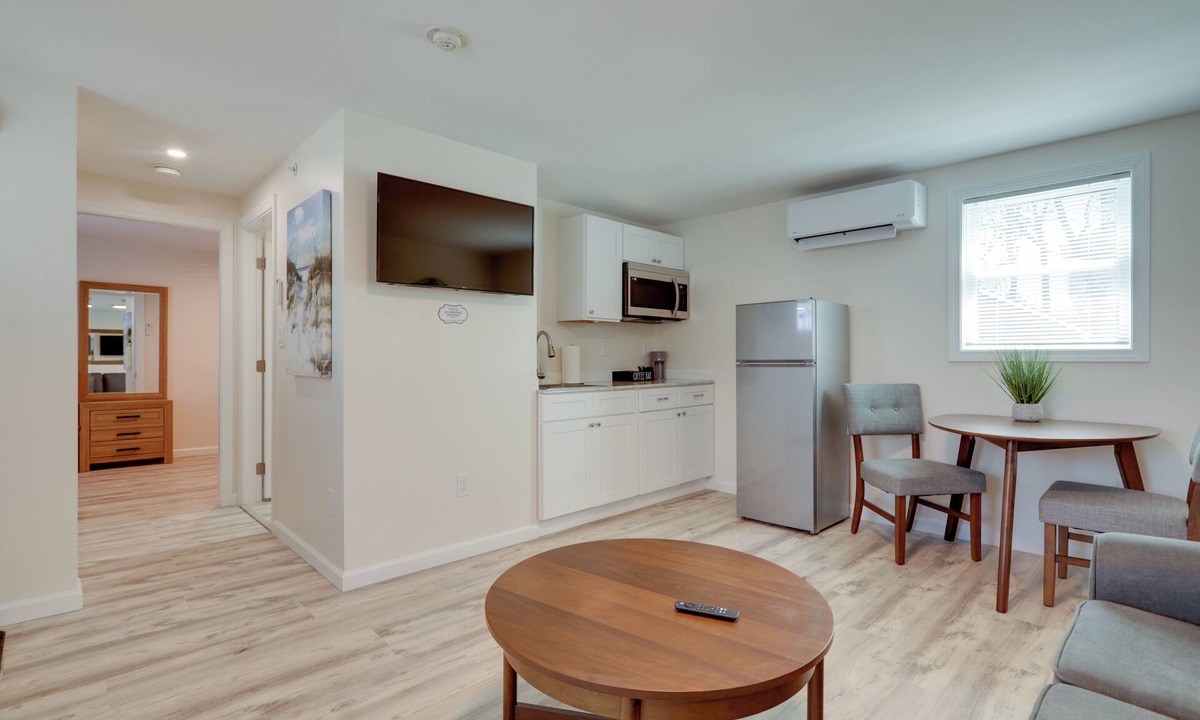 Wareham Apartment | 3 Mi to Beaches: Peaceful Wareham Getaway