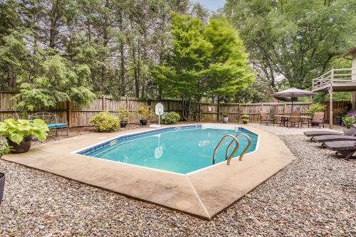 Eden House | 3 Mi to Downtown Inviting Lancaster Home!