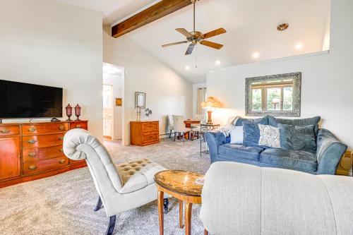 Lansing House | 3 Mi to Michigan State: Duplex w/Patio in Lansing