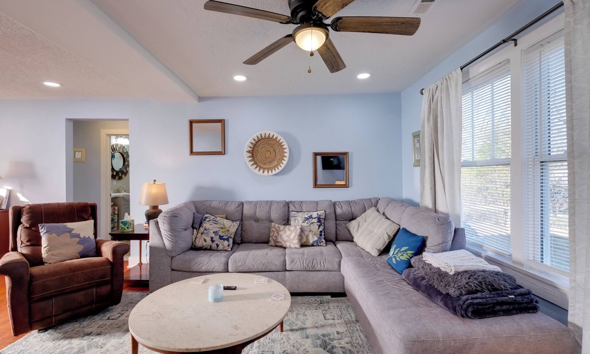 Radford House | 3 Mi to Radford University & River, Charming Home