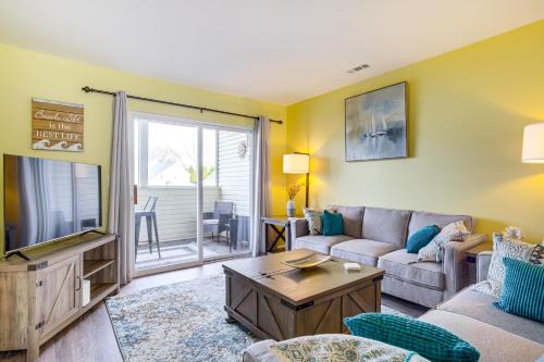 Lewes House | 3 Mi to Savannah Beach: Lewes Condo w/Pool Access