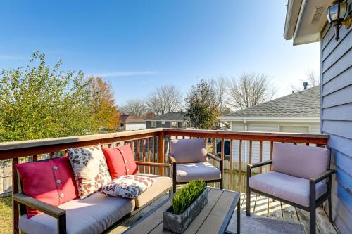West Lincoln House | 3 Mi to UNL & Memorial Stadium: Home w/Large Yard