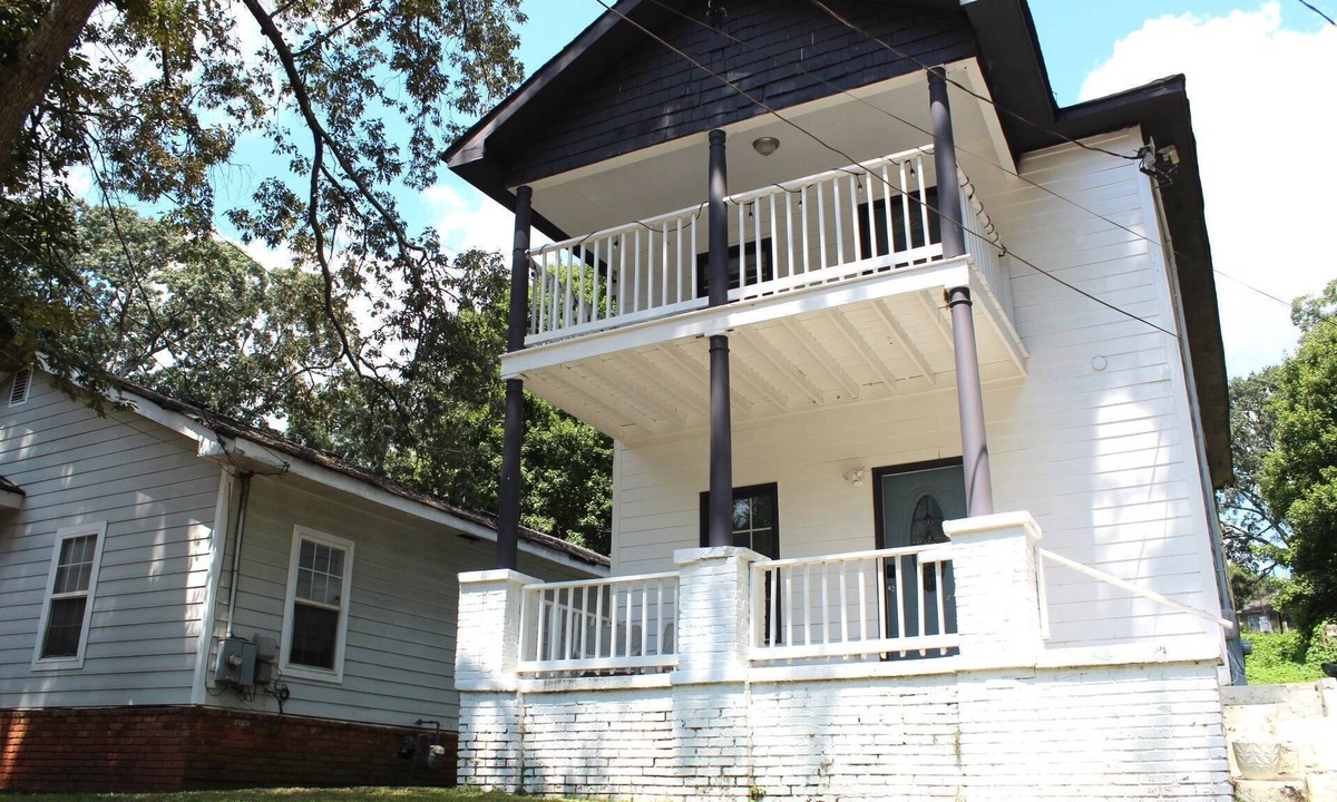 Summerhill House | 3 Miles to the Stadium (World Cup) -Pet Friendly