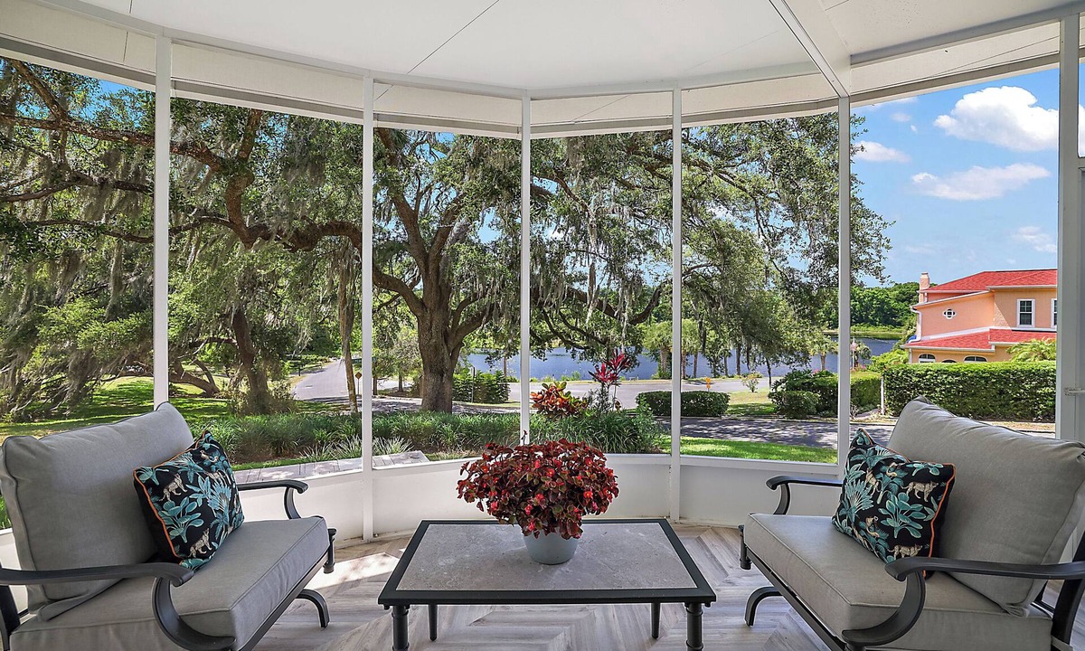 Mount Dora House | 3 min drive to DT Mount Dora!