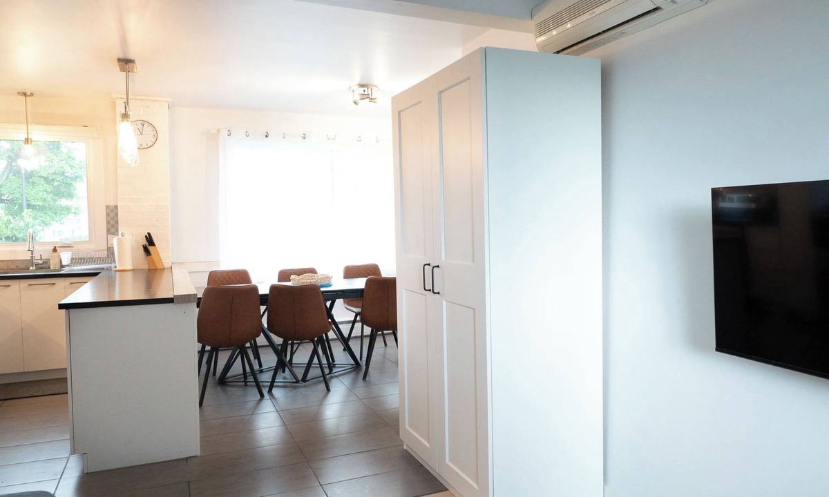Paine-Sec Apartment | 3 min from Ferry to Old Quebec Central Cosy 3-bedroom Levis Centre