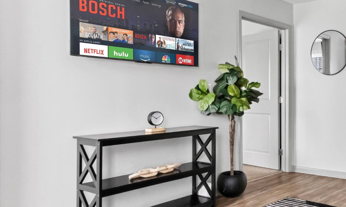 Sherwood Park Apartment | 3 mins from Redstone Arsenal.