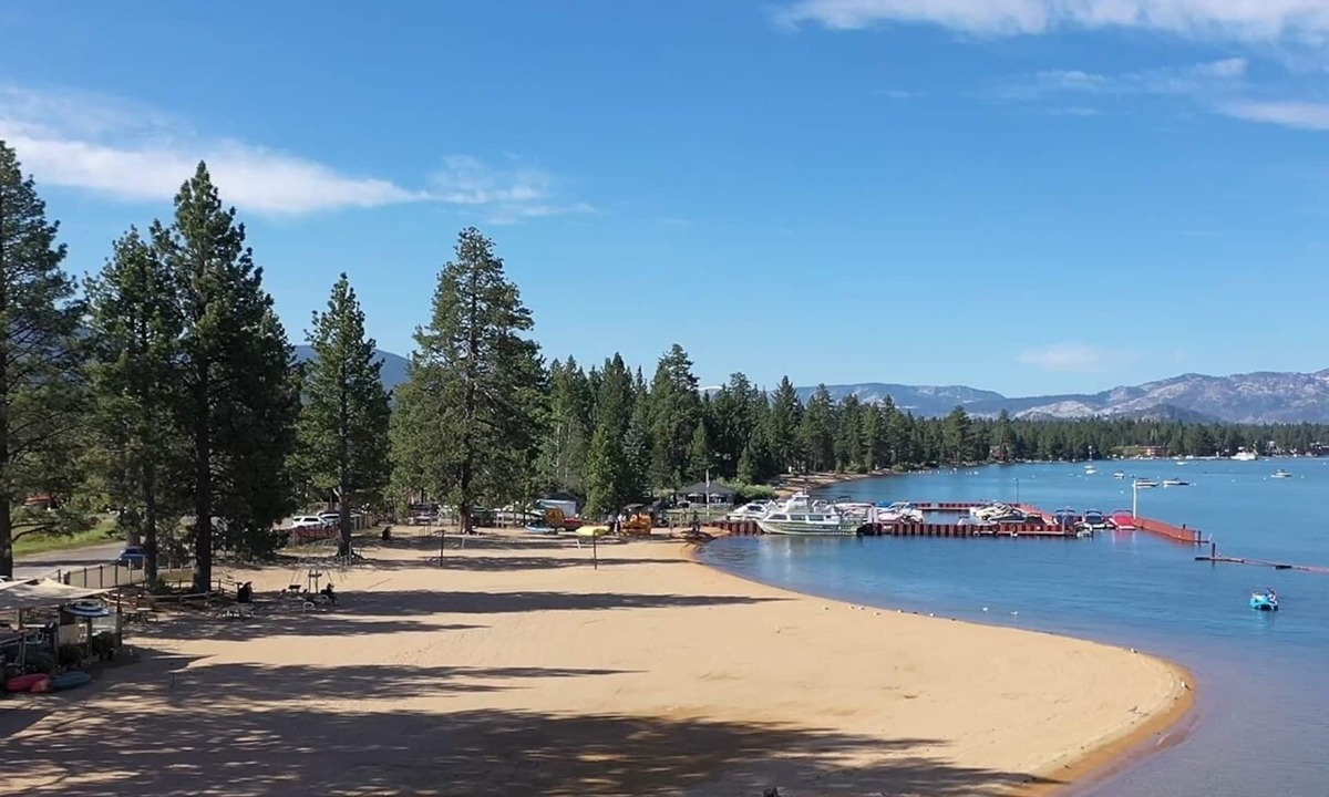 South Lake Tahoe Hotel | 3 Peaks Resort & Beach Club