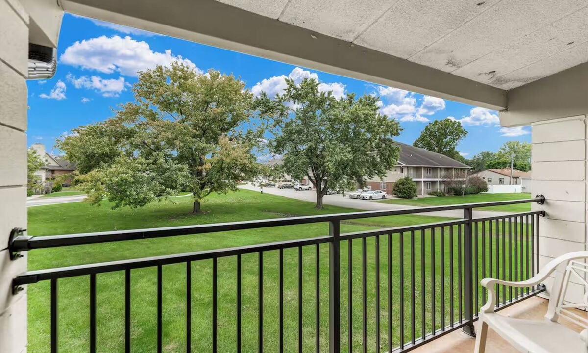 Urbana Hotel | 3 Queen-Bed Rooms Experience Perfect for Exploring Urbana Attractions