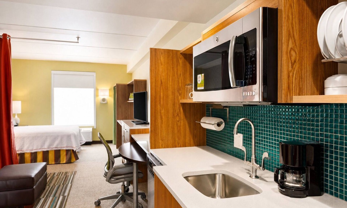 Newtonville Hotel | 3 Relaxing Units! Onsite Pool, Kitchen, Pets Allowed, Near Six Mile Waterworks